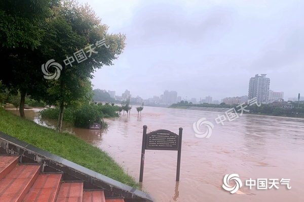 【江浙沪】台风雨将至 武汉南昌高温“称王”